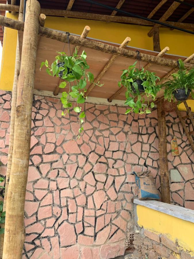 Quinca'S Hostel เลนโซยส์ ภายนอก รูปภาพ