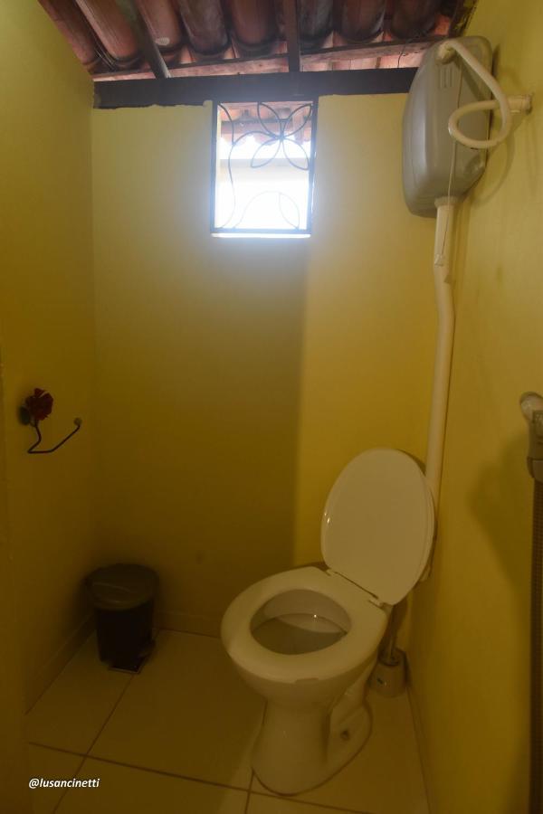 Quinca'S Hostel เลนโซยส์ ภายนอก รูปภาพ