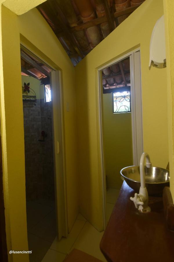 Quinca'S Hostel เลนโซยส์ ภายนอก รูปภาพ